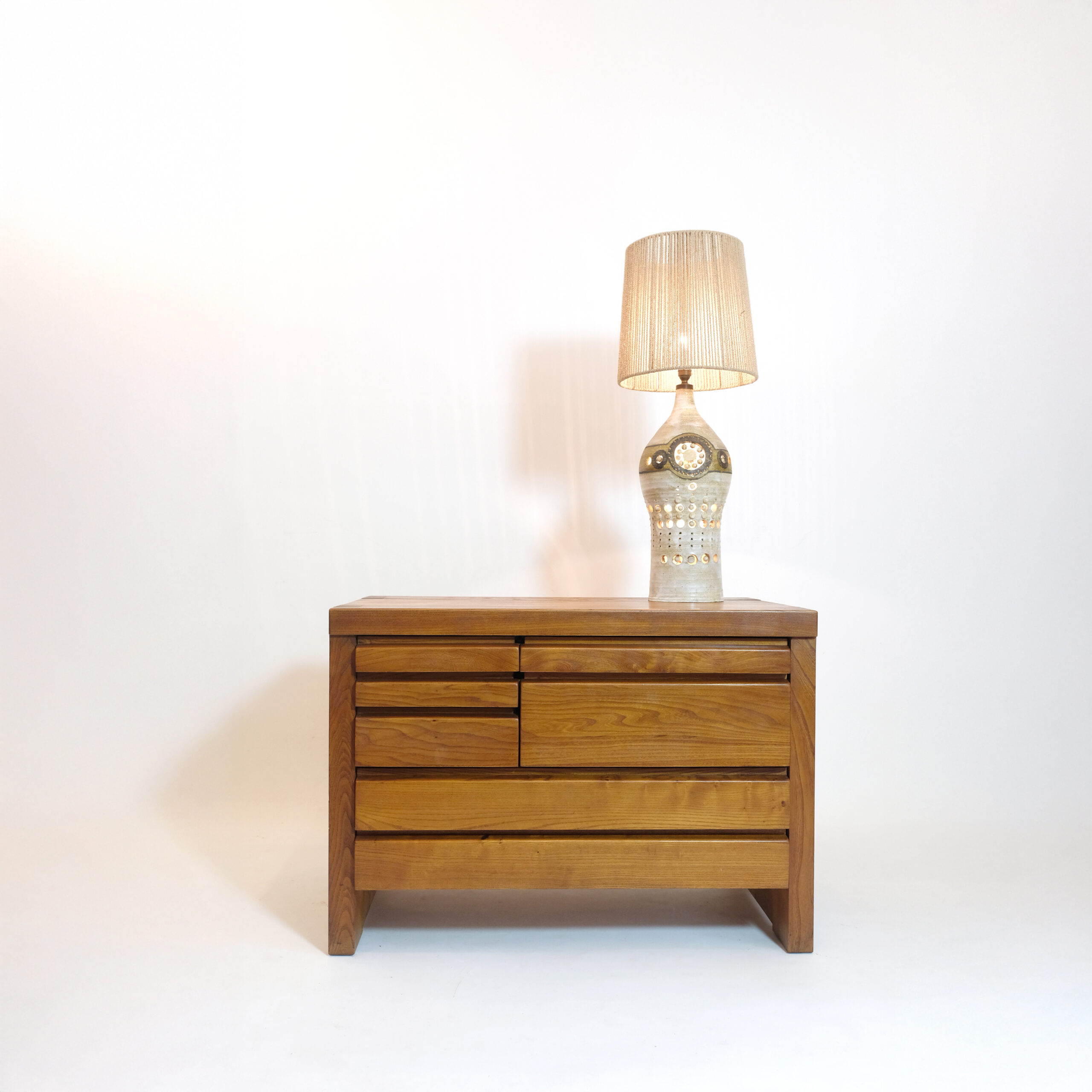 Pierre Chapo, commode R19 en orme massif, 1975.