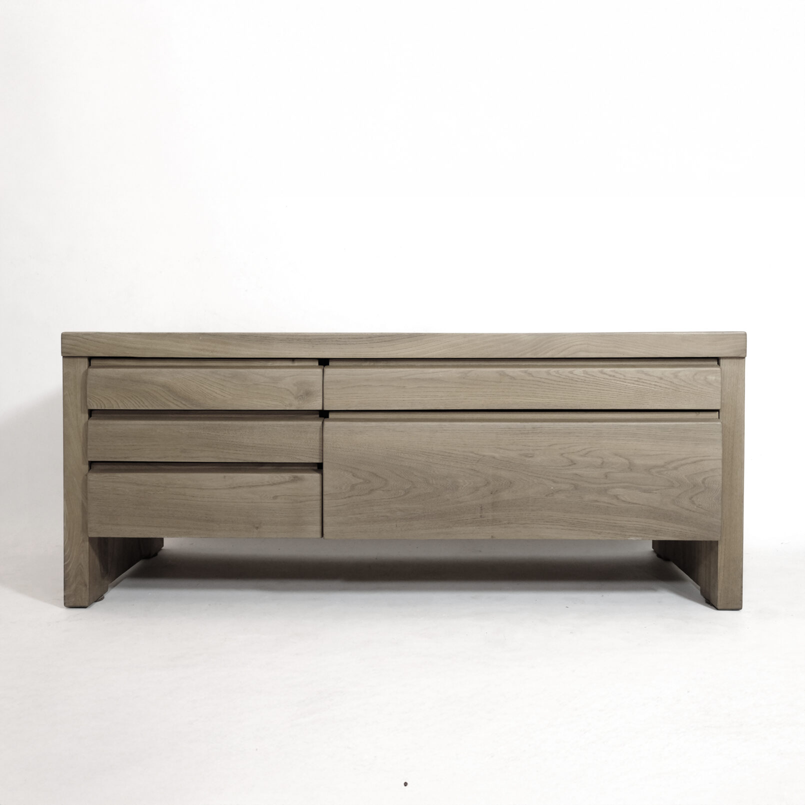 Pierre Chapo, commode R14A en orme massif, 1976.