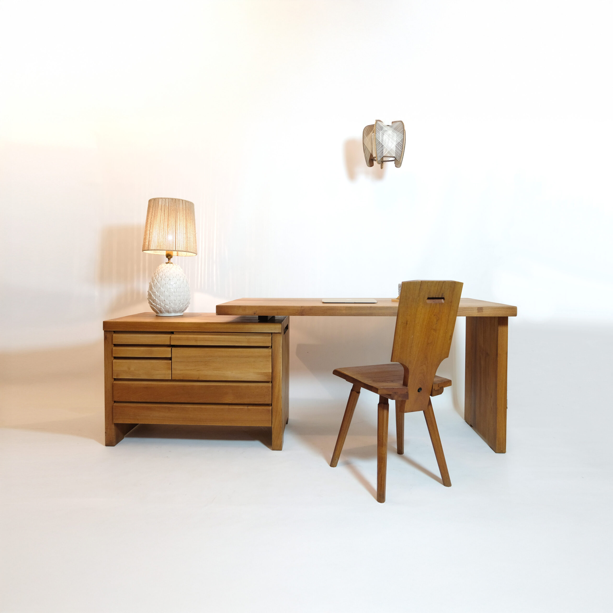 Pierre Chapo, bureau modèle B19E.