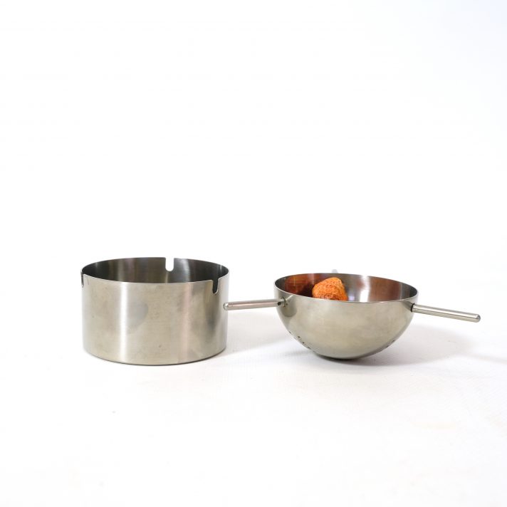 Cylinda tea strainer by Arne Jacobsen, Stelton, 1967.