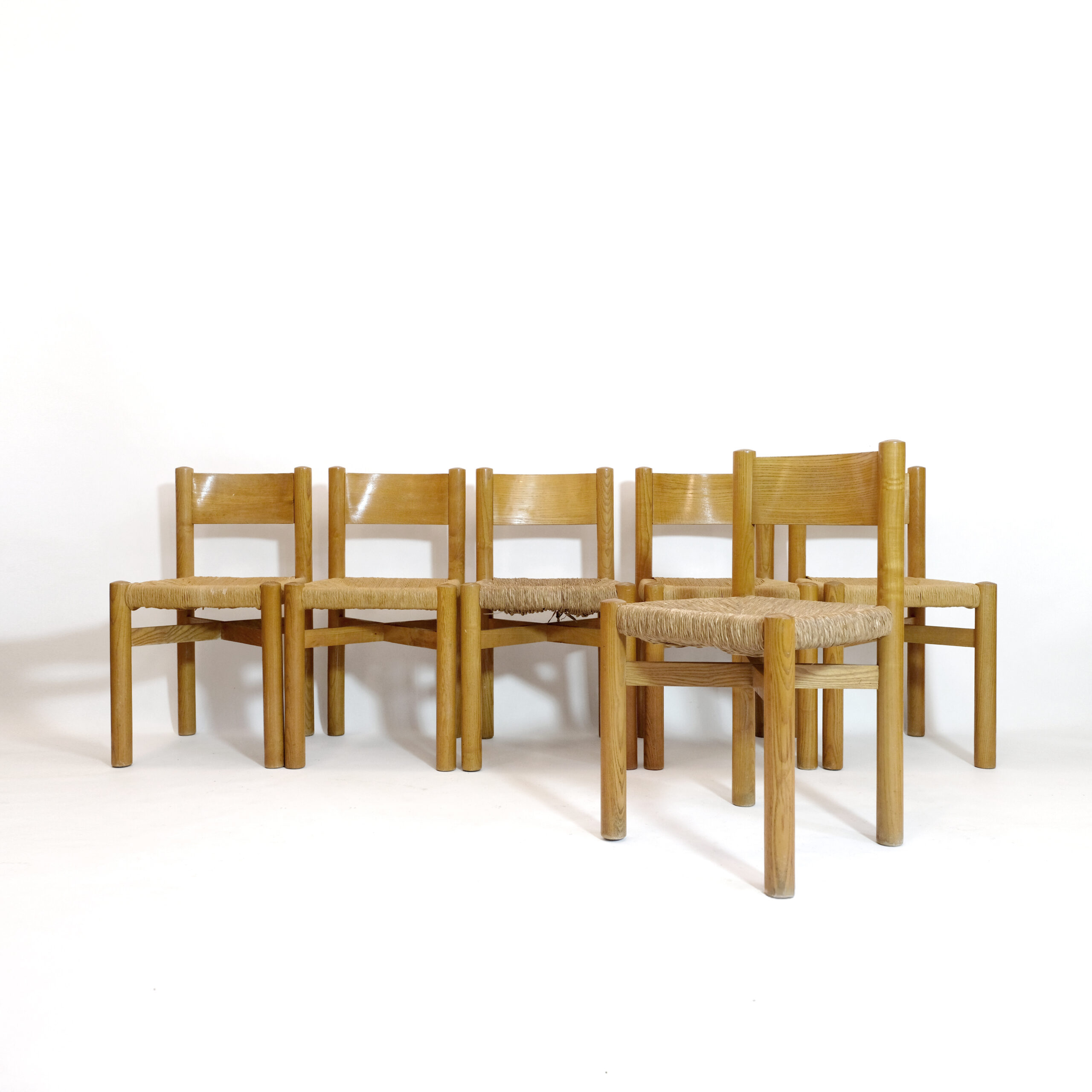 Suite de 6 chaises Méribel par Charlotte Perriand, 1960s.