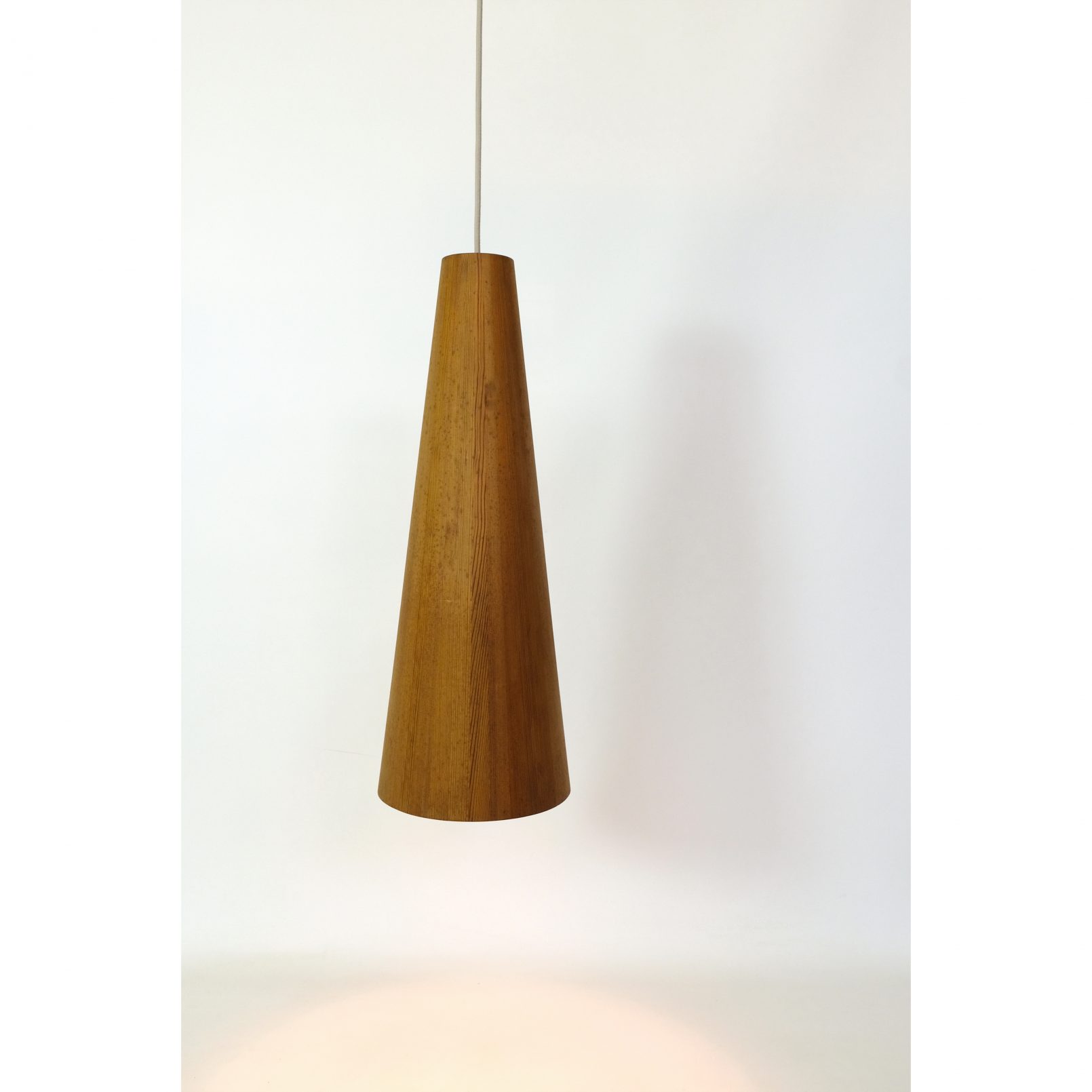 Jorgen Wolf, large pendant made of pinewood, 1960s.