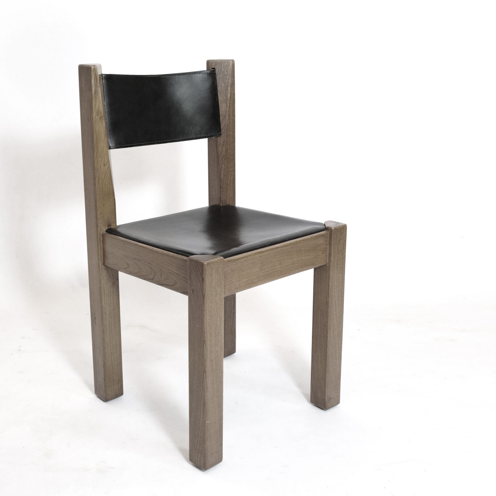 De l’Orme Editeur, solid elm and leather chair, 1970s.