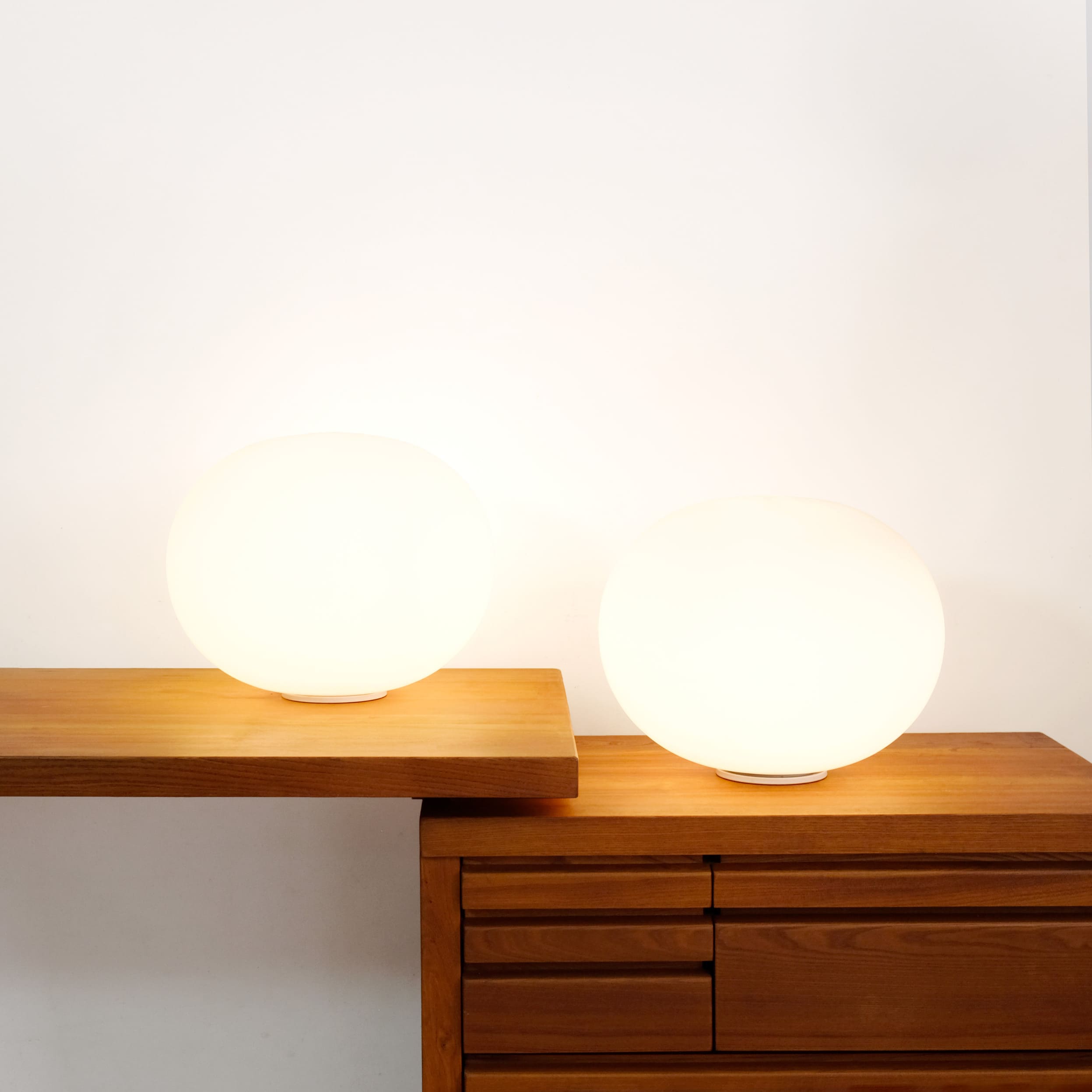 Jasper Morrison, lampe Glo-Ball, Flos, 1998.