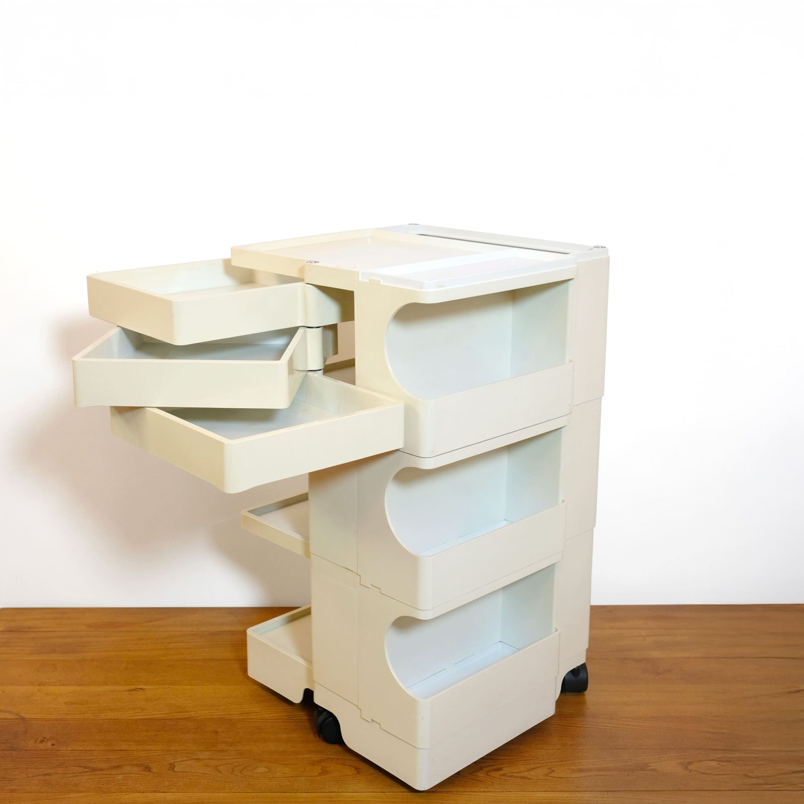 Joe Colombo, Boby trolley, Bieffeplast 1970s.